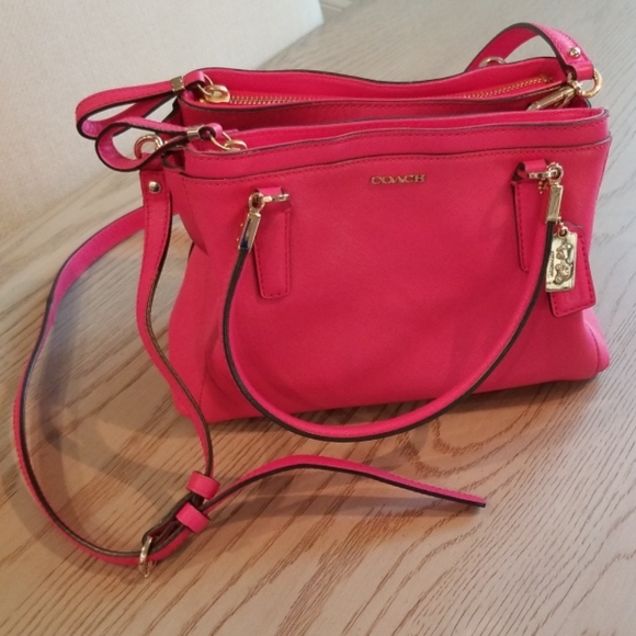 Coach Handbags - Coach purse